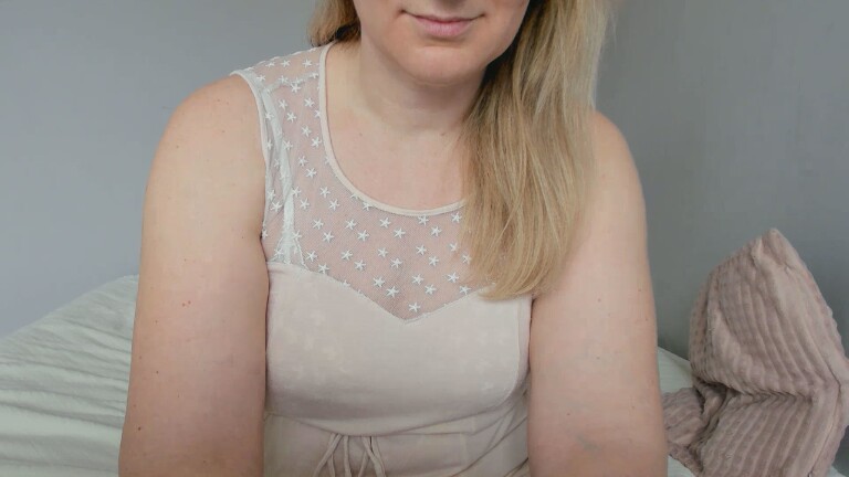 XxSweety_GirlxX's Streamate show and profile