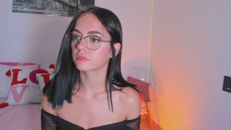 Aria_Greyy's Streamate show and profile