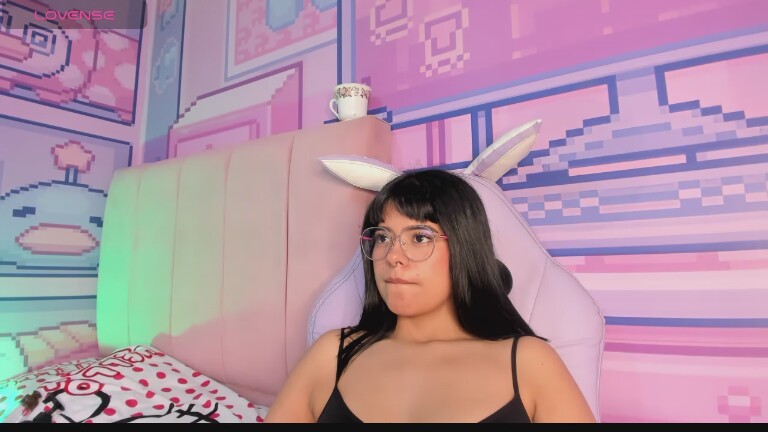 18alice's Streamate show and profile