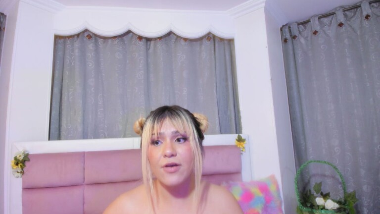 evee_s's Streamate show and profile
