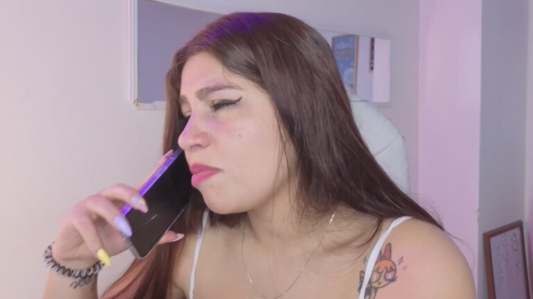 blueehazell18's Streamate show and profile