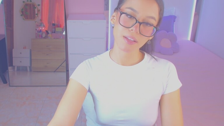 GABYHANK's Streamate show and profile