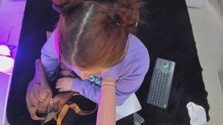 JulietaAlves's Streamate show and profile