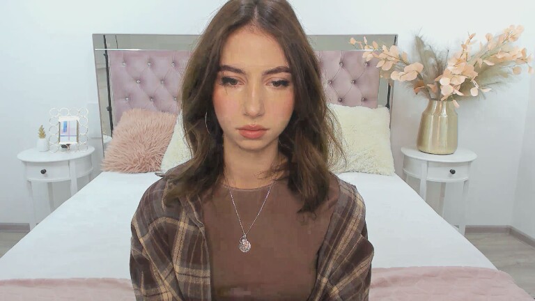 SarahTray's Streamate show and profile