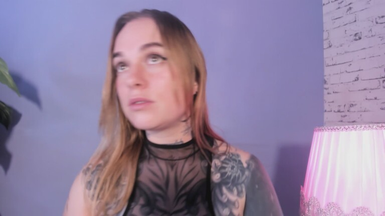 IzzChell's Streamate show and profile