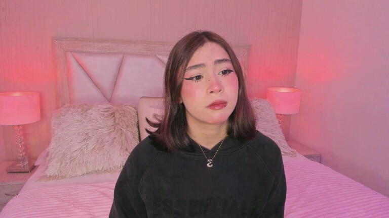 SophiaColinns's Streamate show and profile