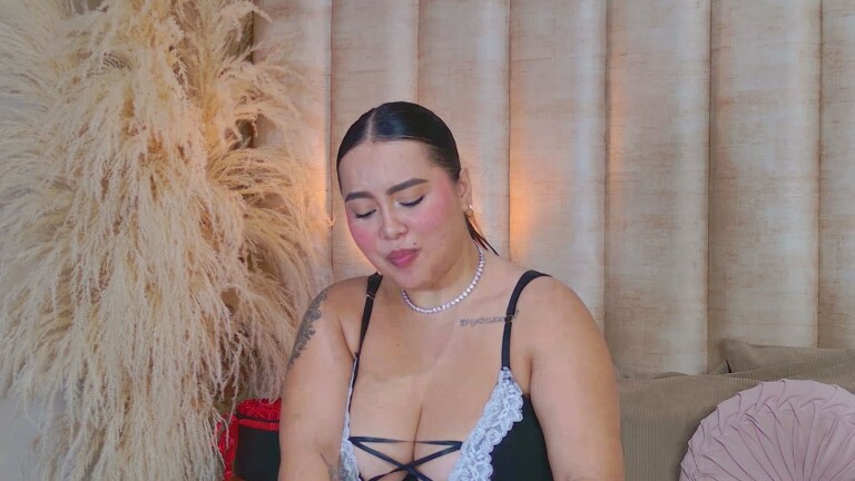 Evelin_Lombardi's Streamate show and profile