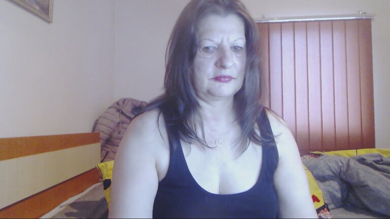 ExtasyMature's Streamate show and profile