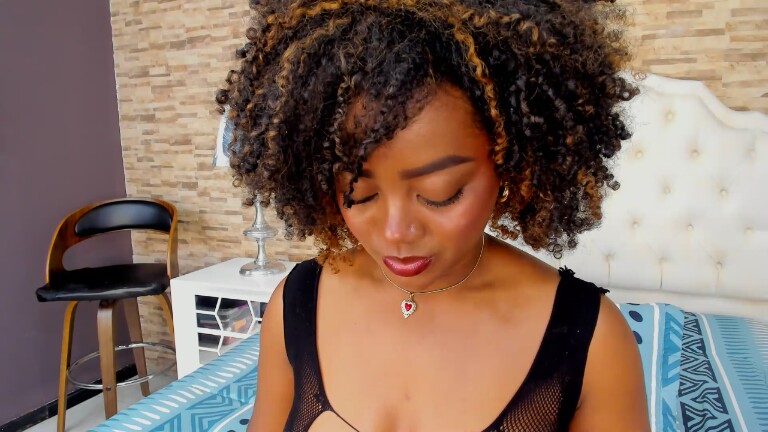 KarinaScandon's Streamate show and profile