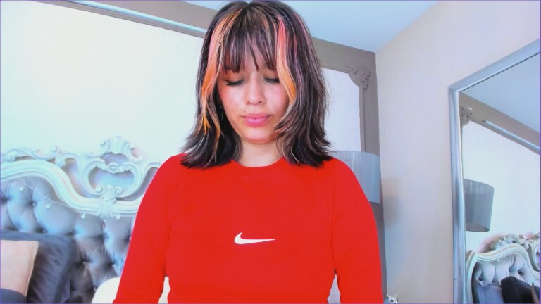 SiaSavach's Streamate show and profile