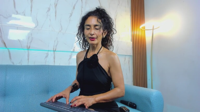 VeronicaCortess's Streamate show and profile