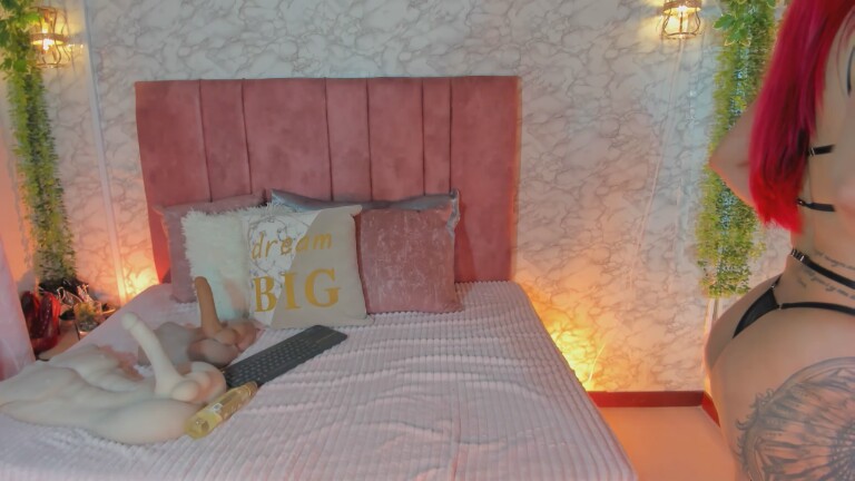 RebbecaWells's Streamate show and profile