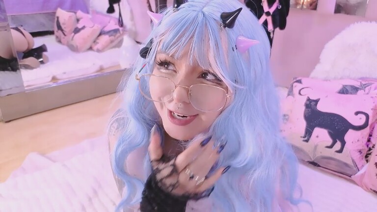 BizzyNoar19's Streamate show and profile