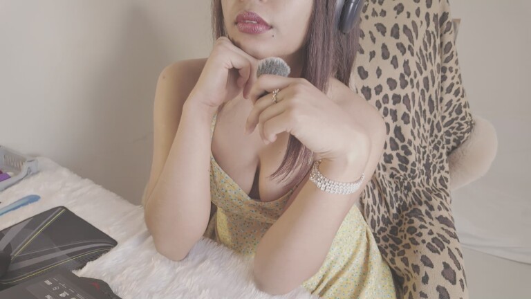 NaughtyNoori's Streamate show and profile